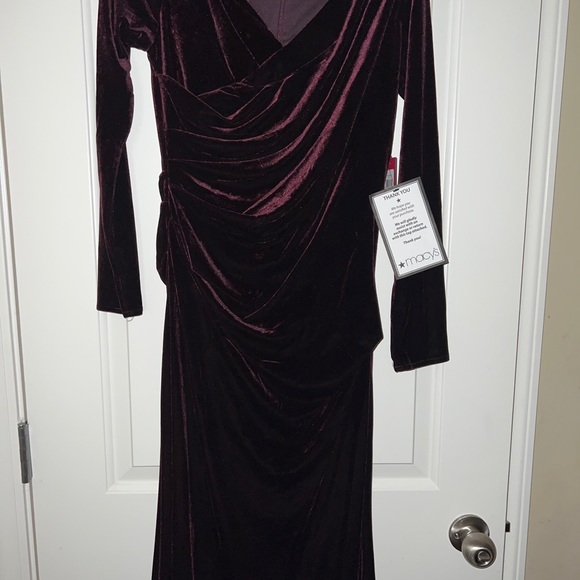 Vince Camuto long sleeve draped velvet dress - Picture 4 of 12